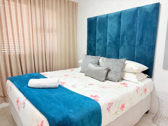 1 Bedroom Property for Sale in Waves Edge Western Cape
